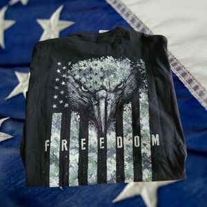 Delta Apparel Freedom Eagle Black and White Mens Tshirt Size 3XL 100% Cotton